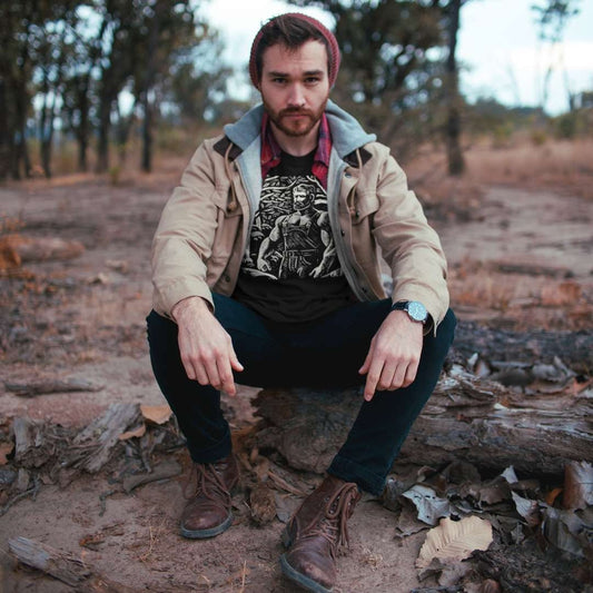 Top 5 Ways to Layer Graphic Tees for Fall and Winter Fashion
