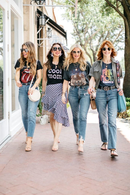 How to Style Graphic Tees: Casual to Chic Looks for Any Occasion