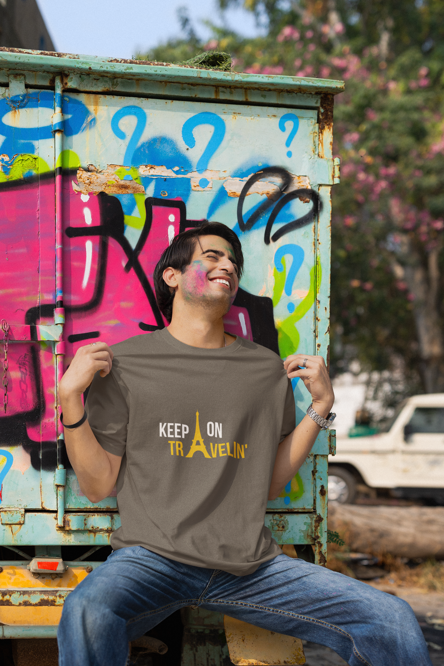 Keep On Travellin | Printed | Crew