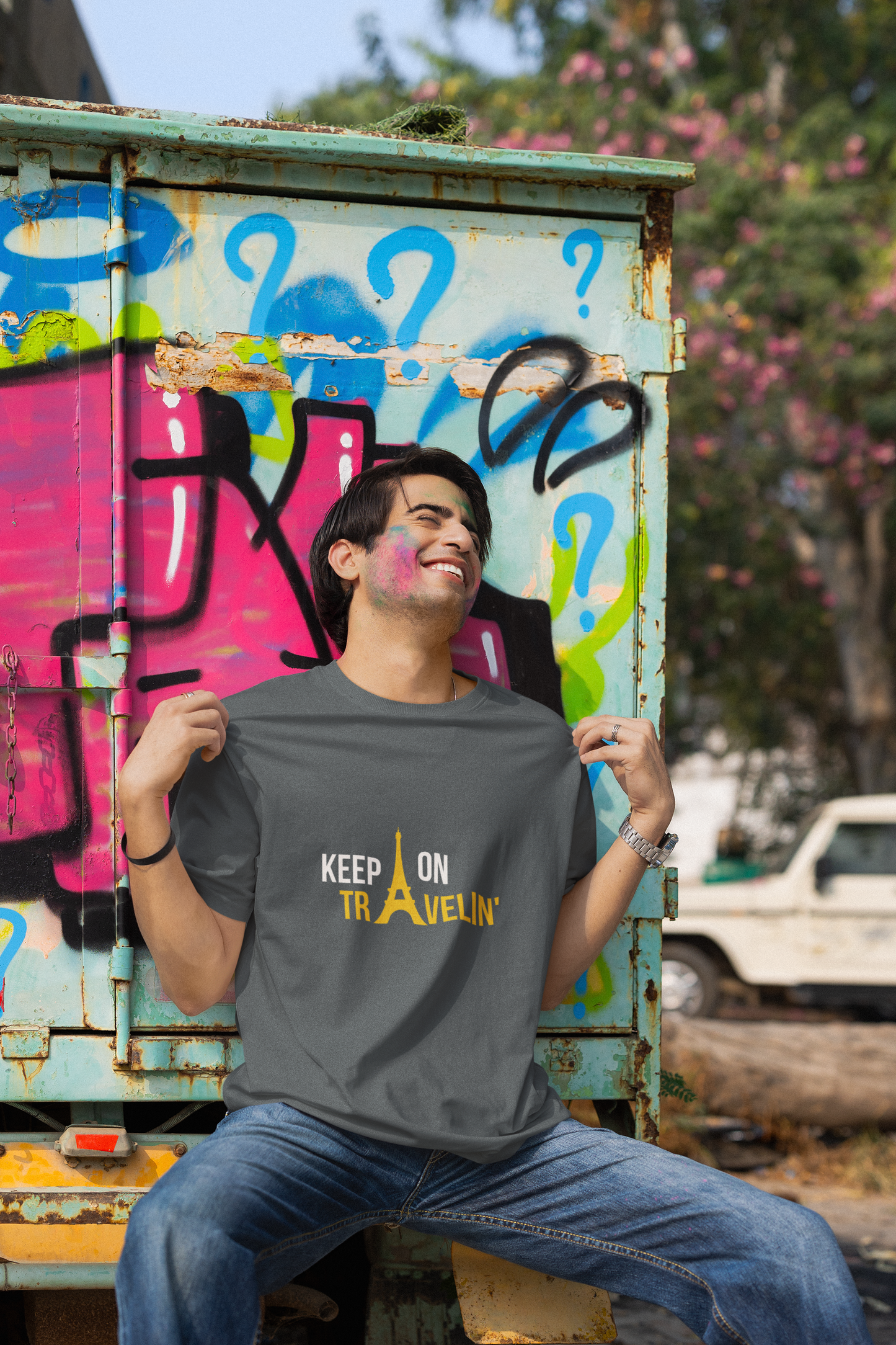 Keep On Travellin | Printed | Crew