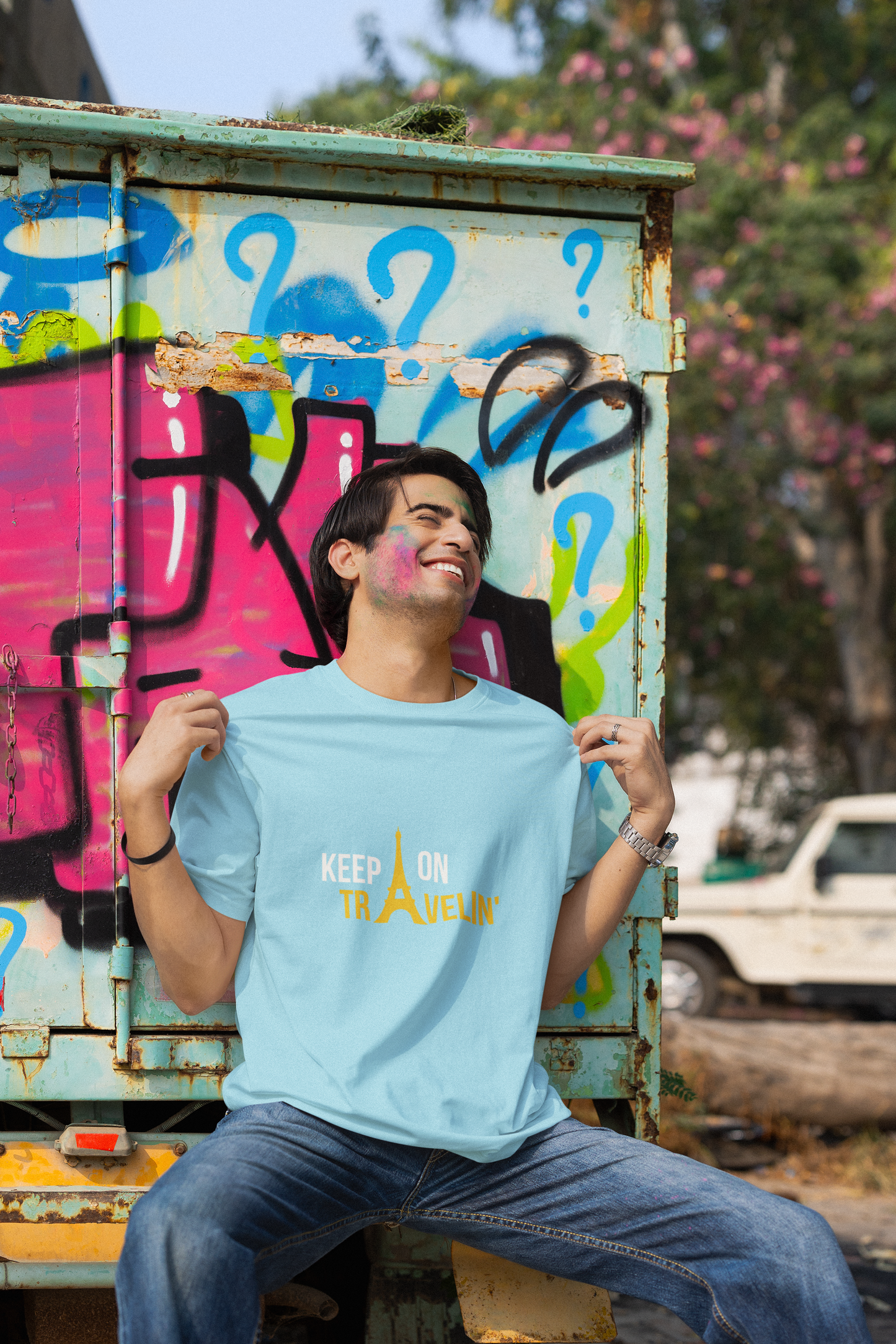 Keep On Travellin | Printed | Crew