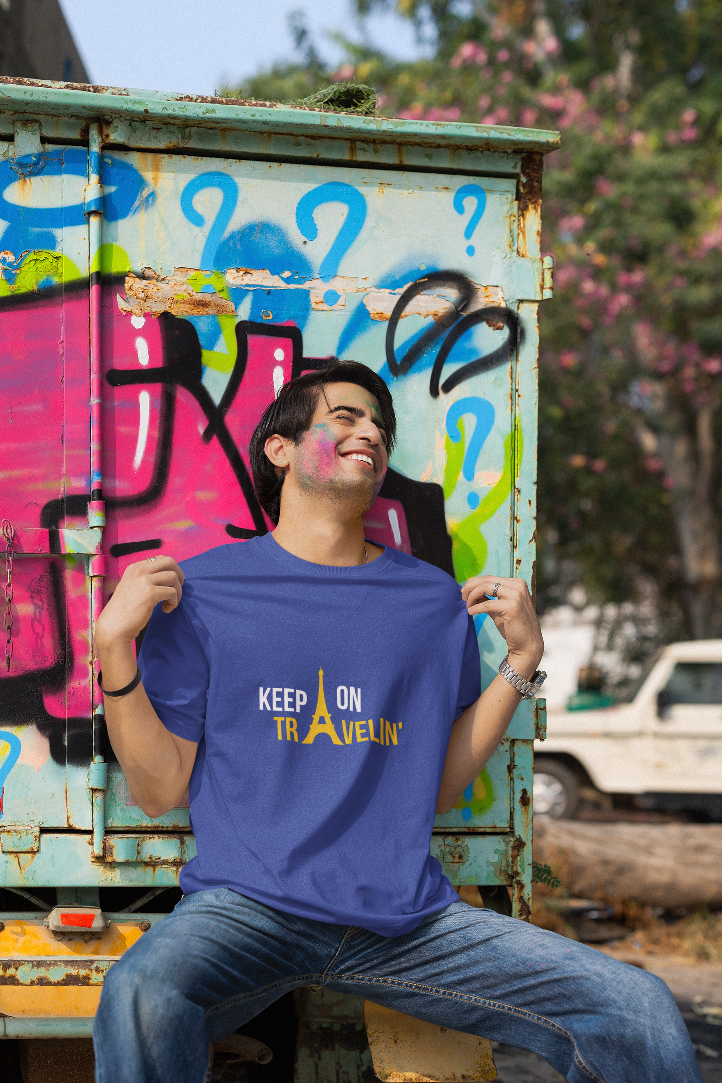 Keep On Travellin | Printed | Crew