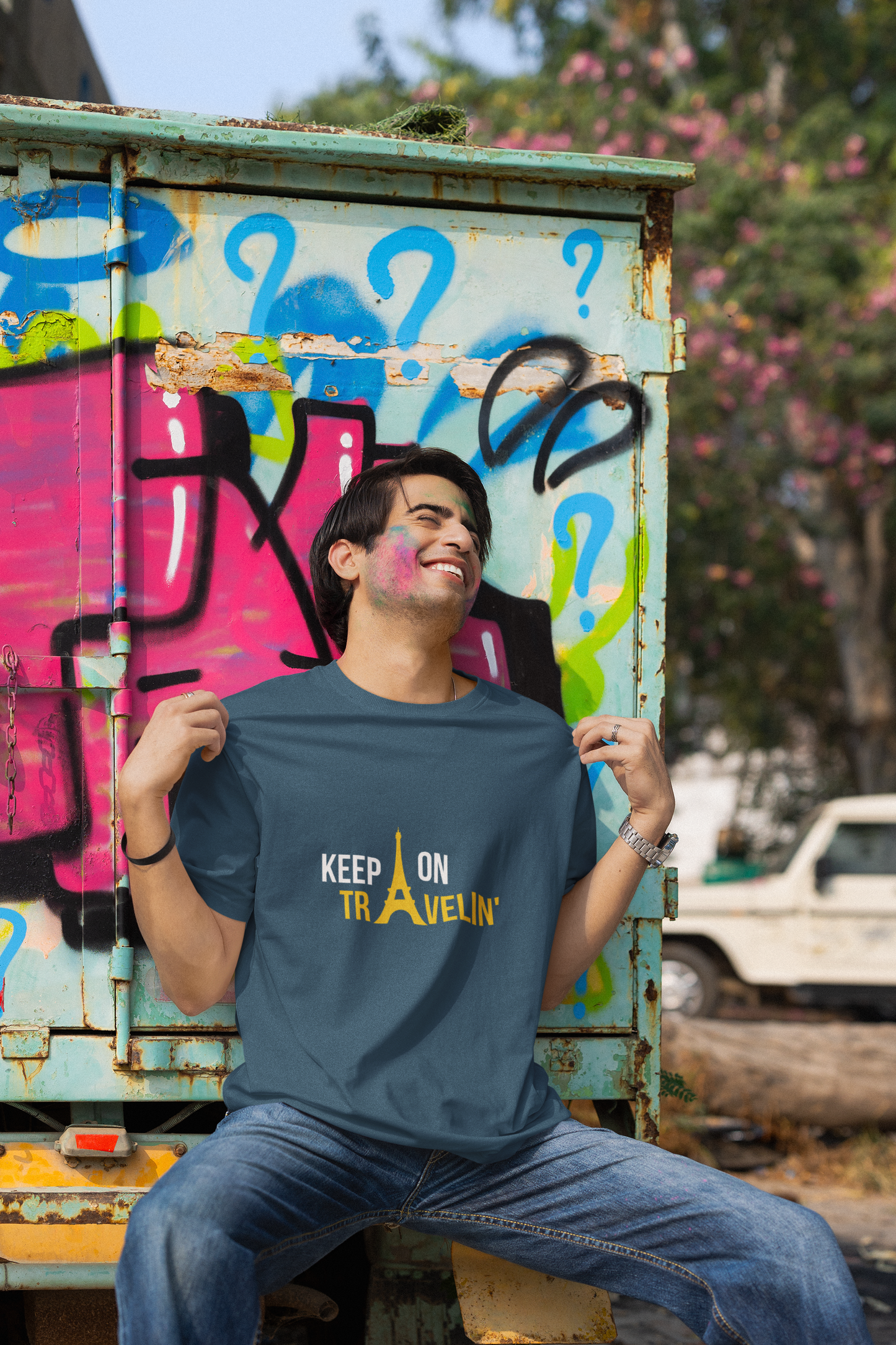 Keep On Travellin | Printed | Crew