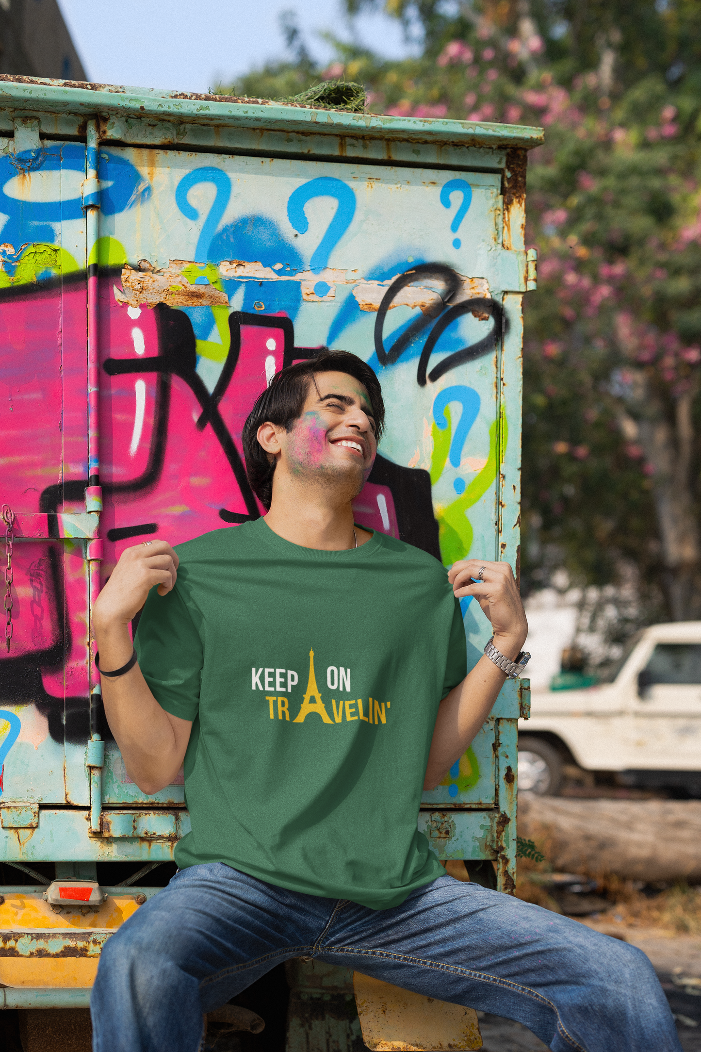 Keep On Travellin | Printed | Crew