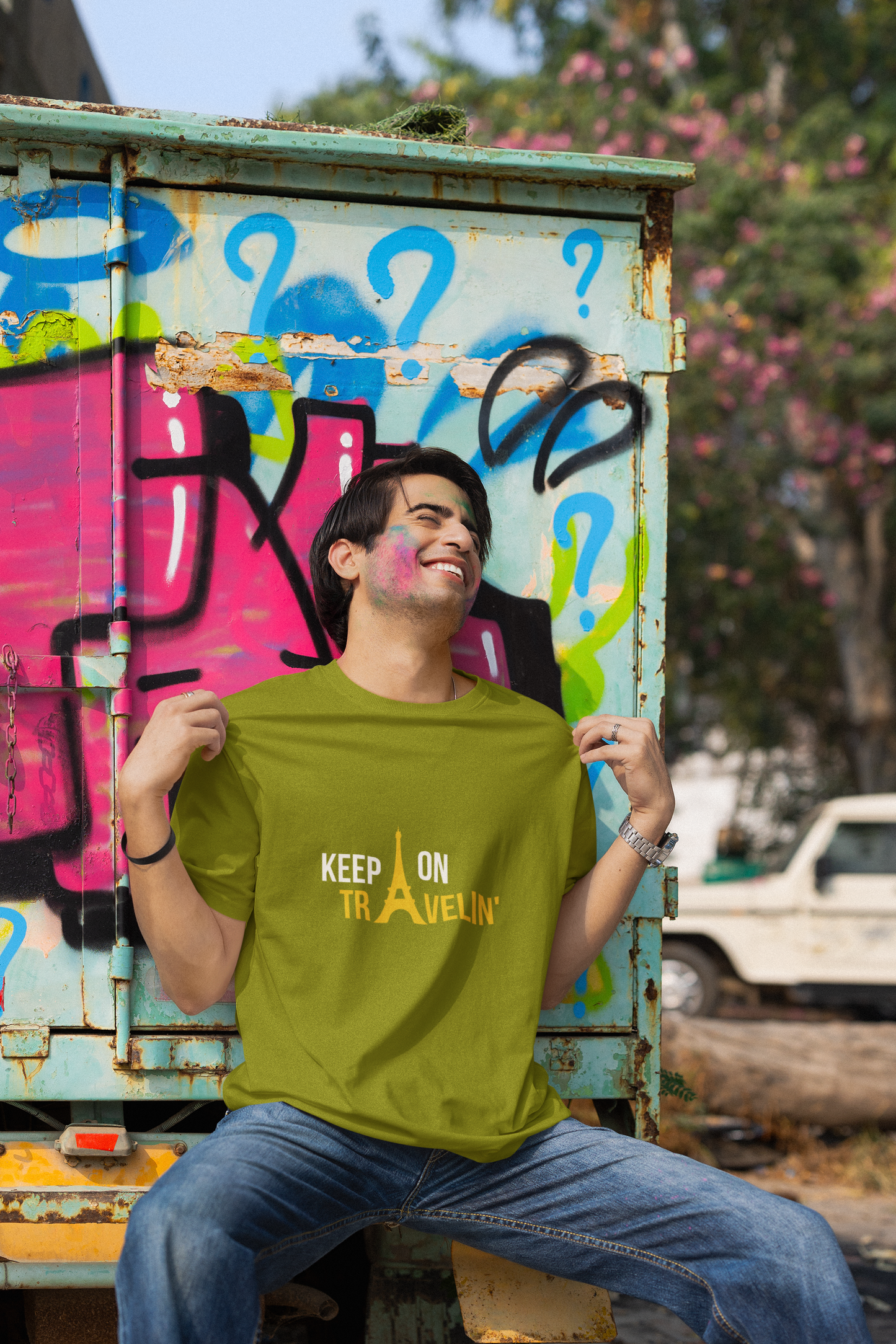 Keep On Travellin | Printed | Crew